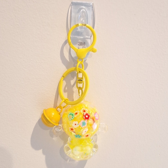 Skullpanda Yellow Beaded Liquid Filled Shaker Keychain Bag Charm With Bell, NEW - Picture 3 of 4